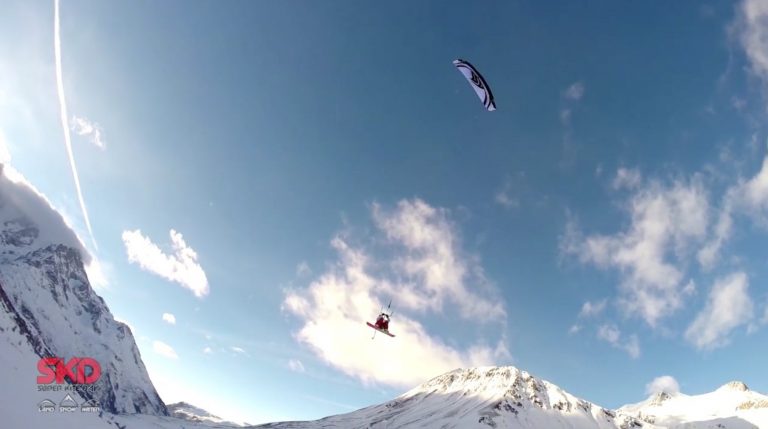 With Friends You Fly Longer
