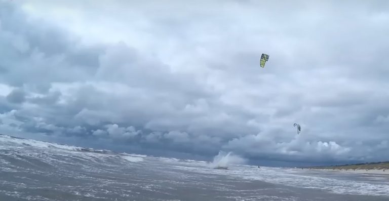 Kiteloop Backroll Crash Palanga Kiteboarding