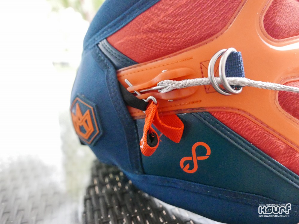 The quick release system for the leash on the EXO.