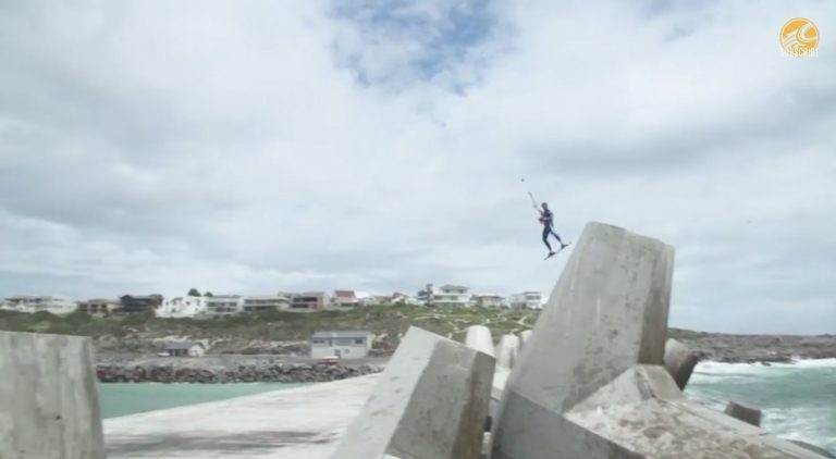 Best Video of 2015 [Nomination] - Fly Me To The Moon