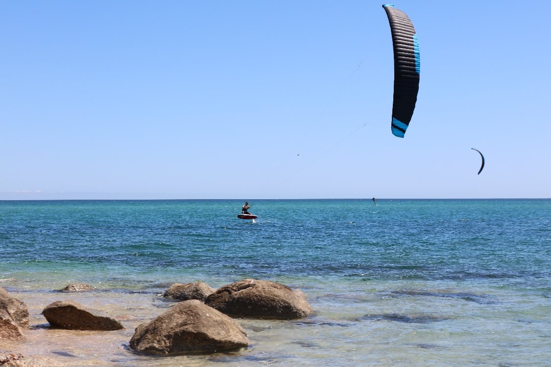 Flo Goes Flysurfer