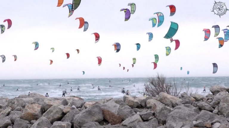 DEFI KITE Gruissan 2016 - 300 kitesurfers vs 50 knots Tramontana