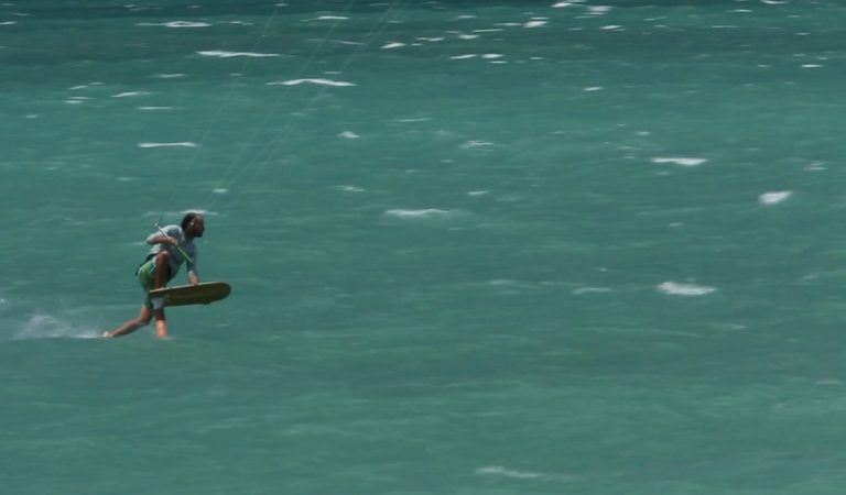 Best Video of 2016 [Nomination] – Boardriding Maui CloudFoiling 7