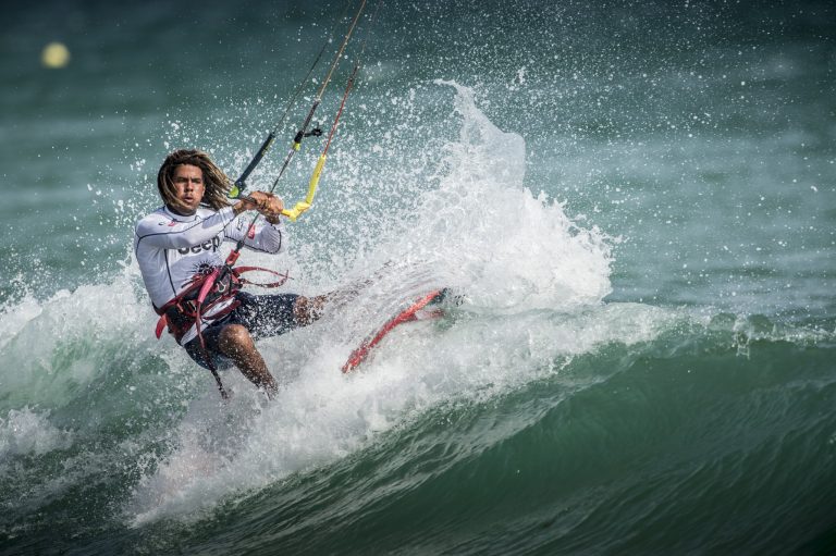 Strapless Kiters: Tarifa Is Waiting For You