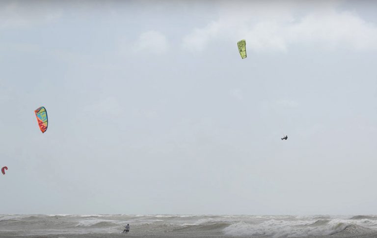 Lewis Crathern and Kite Clash Big Air | TWW Ep. 3