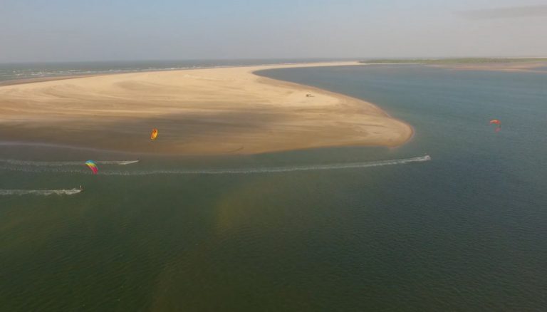 Surfin Sem Fim - Kitesurf Adventures