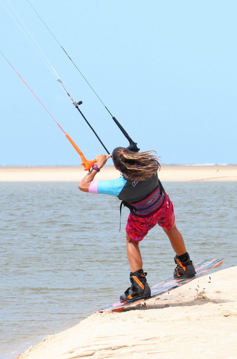 Kitesurfing Technique - Beach Start Front Roll