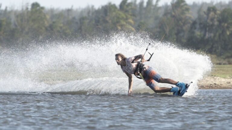 Brazil VIBES with my NEW V6 PeterLynn kite