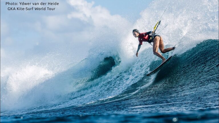 GKA Kite-Surf World Tour 2017 - Mauritius Mid Comp Action