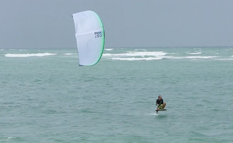 Boardriding Maui CloudFoiling 13