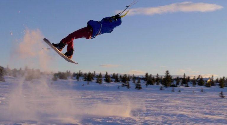 Christmas Freestyle Snowkite Session in 4K
