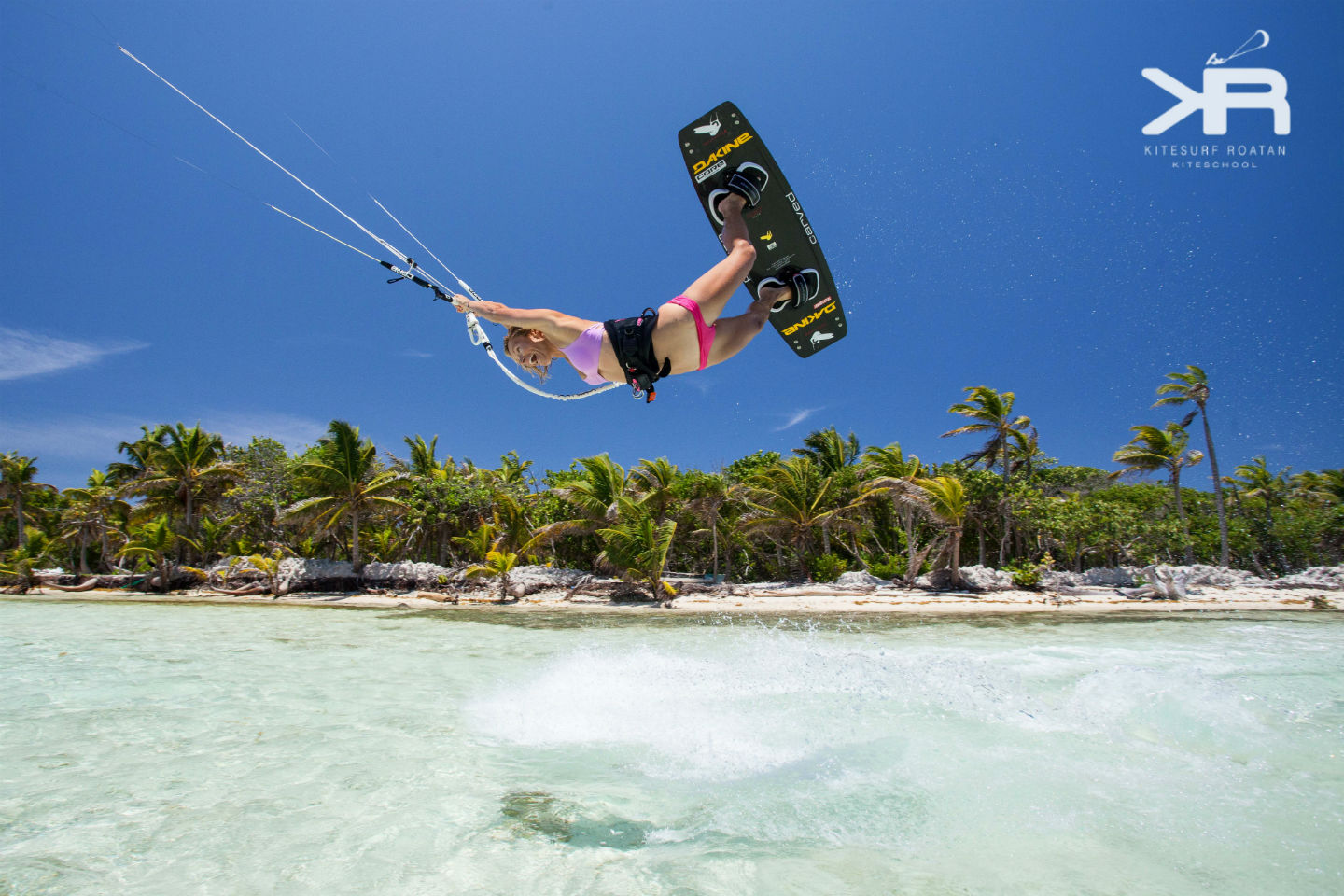 Kitesurfing in Roatan Holidays and Travel Guides » Americas