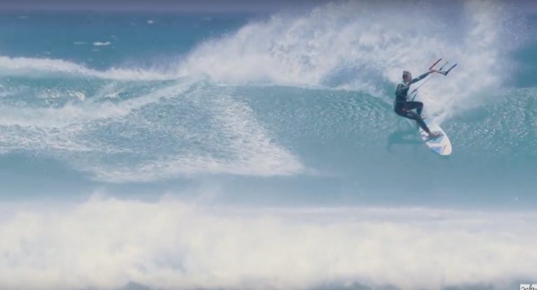 Howling wind and glassy surf Jalou 's tories #22