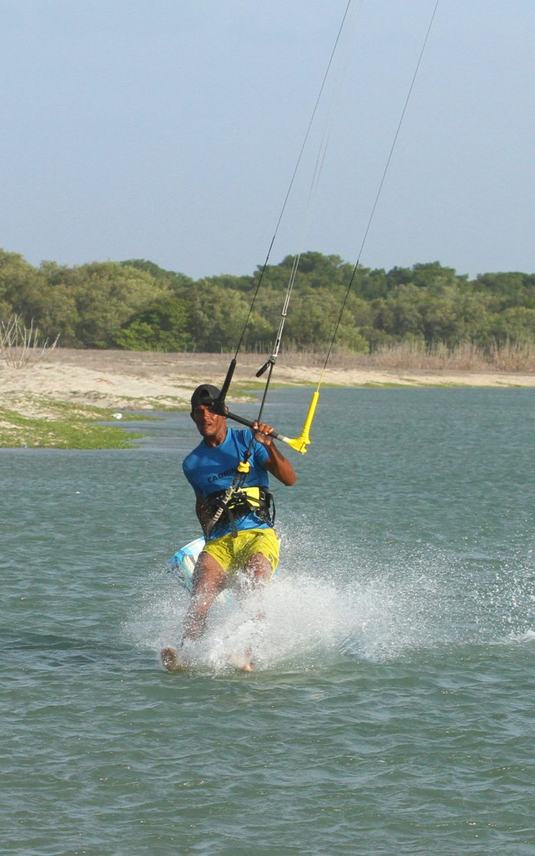Kitesurfing Technique - Barefoot Water-ski Dismount
