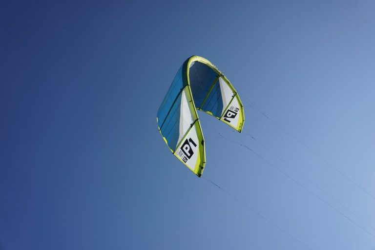 Kitesurfing Reviews - Liquid Force Kites P1 12m 2018