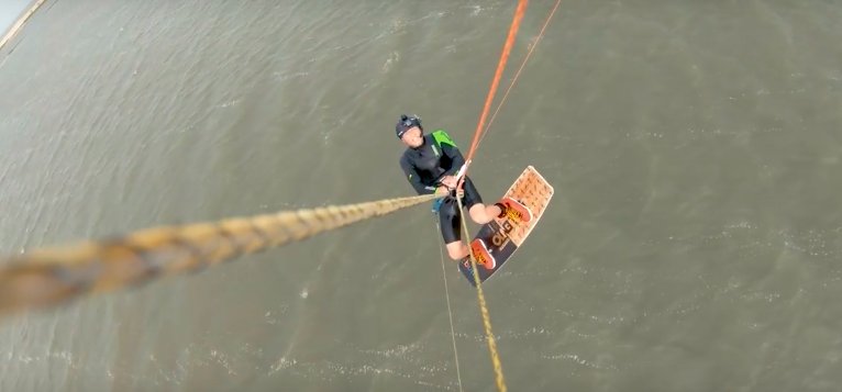 Kitesurfing - How-to: Jump High by Ruben Lenten