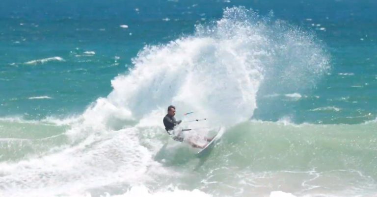 Liquid Force WOW v4 Kite