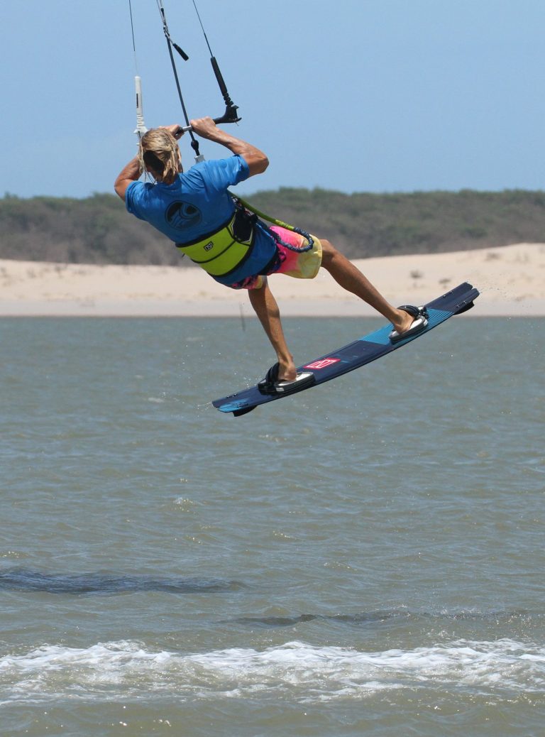 Kitesurfing Technique - Front Roll from Blind