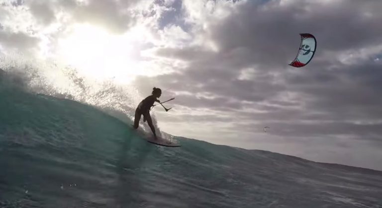 Moona Whyte - Kitesurfing Backside - One Eye Mauritius