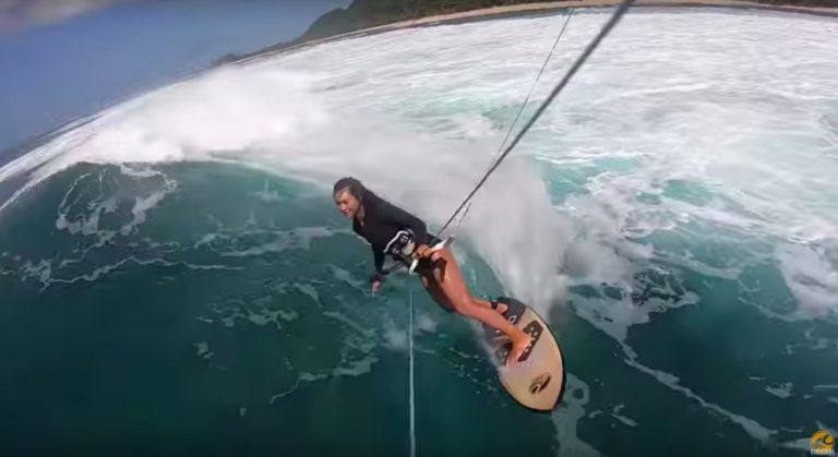 Sessions with Moona Ep. 14: Hawaii Backyard