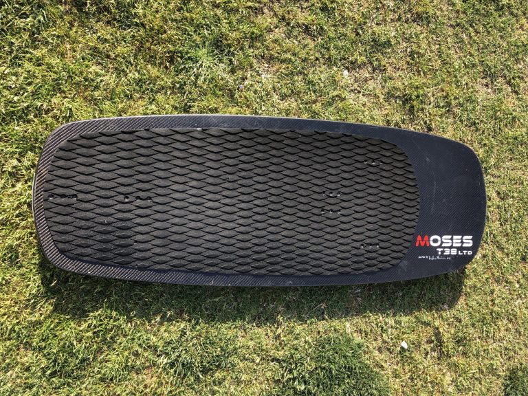 Kitesurfing Reviews - Moses Hydrofoil T38 Ltd 2019