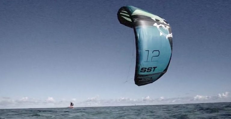 Slingshot Kiteboarding - SST V5
