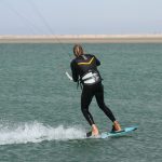 Kitesurfing Technique - Heel to Toe Carve with Spray