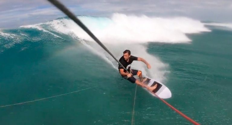 Kitesurfing hurricane Jerry in Encuentro Beach DR 2019.