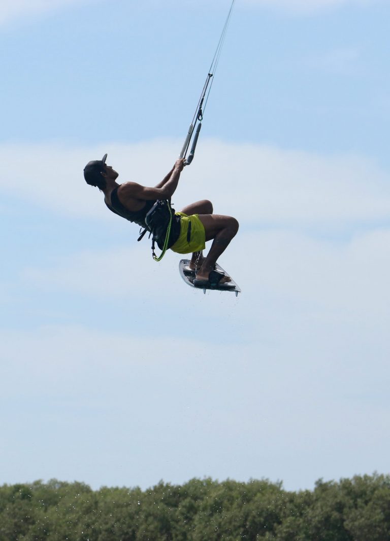 Kitesurfing Technique - Inverted Grabbed Double BLT