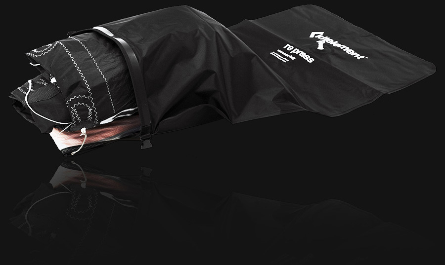 Re press | Vacuum packed kites