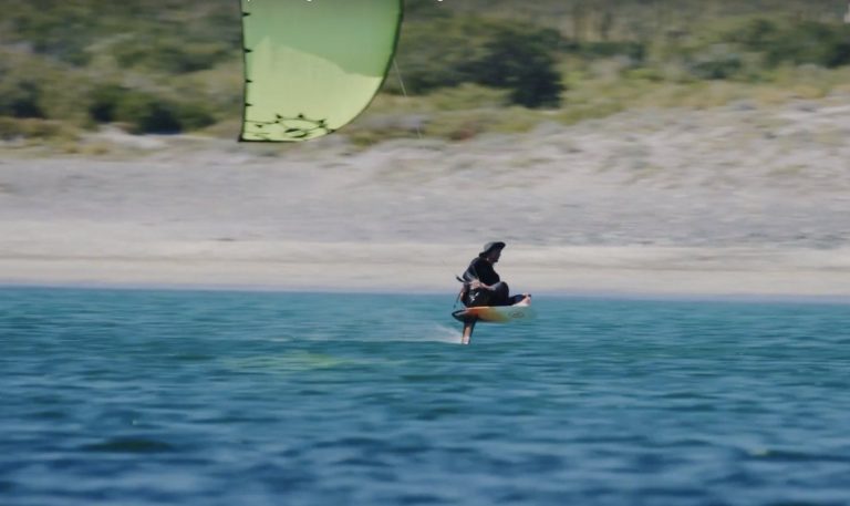 FRIENDLY COMPANION - Fred Hope - Slingshot Kiteboarding