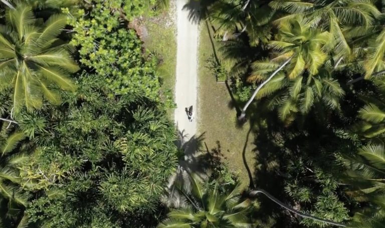Sessions with Moona Ep. 25 - Beran Island (Cabrinha Kitesurfing)