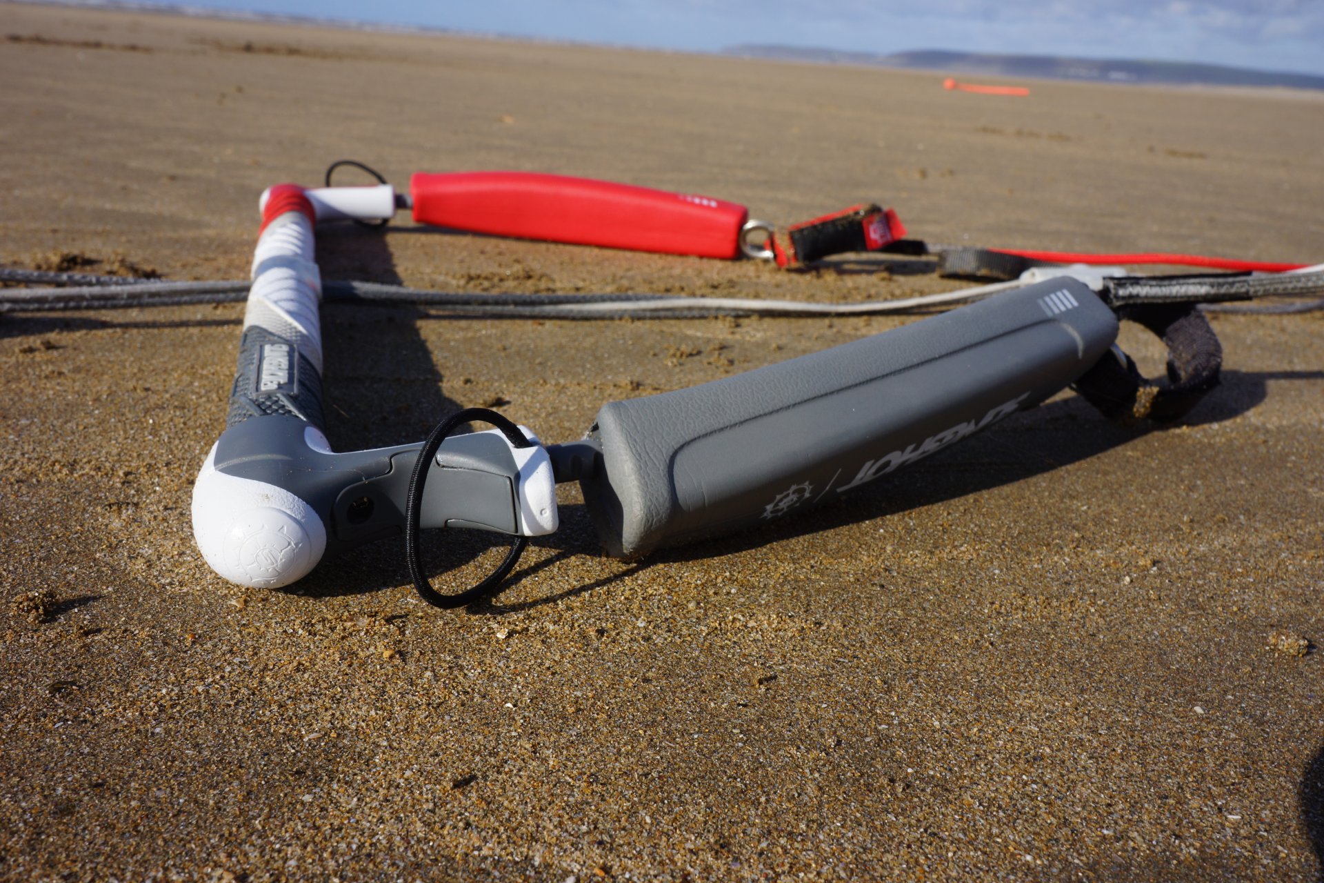 Slingshot Raptor V1 9m Kitesurfing Reviews Kites Free Kitesurfing Magazine Online Iksurfmag