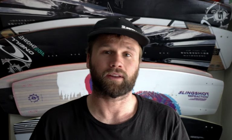 How to GYBE hydrofoiling