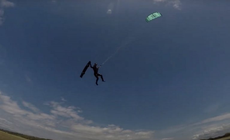 a SLICK ride - KITESURFING Freeride is fun in 30 to 35 kts!