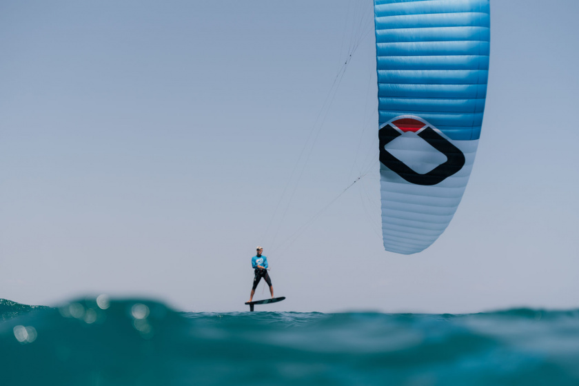 KITES AT LE BON MARCHÉ — Moments Parfaits