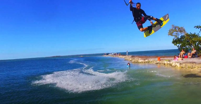 Kiteboarding the Best Spot in the Florida Keys!