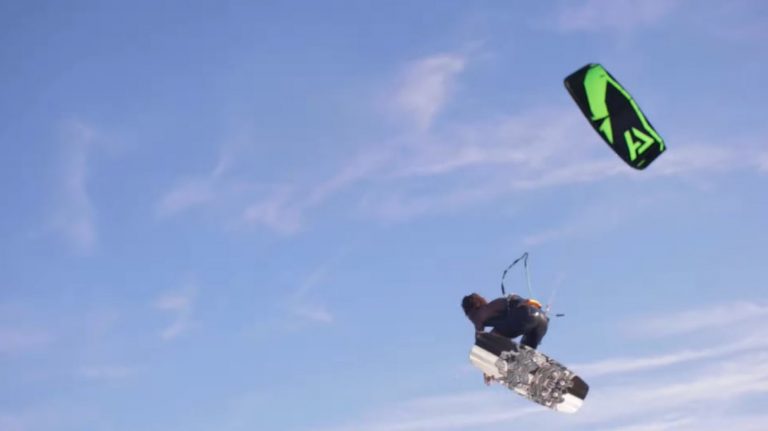 Quell - A narrative about Kitesurfing & Freediving