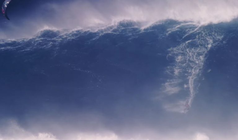 Patri Kitesurfing JAWS!! (Peahi)