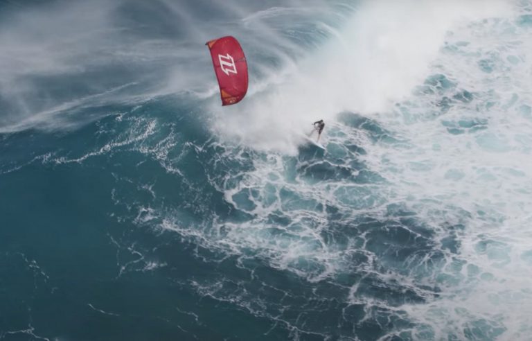 Drone Kitesurfing @ Ho'okipa, Maui - Jesse Richman