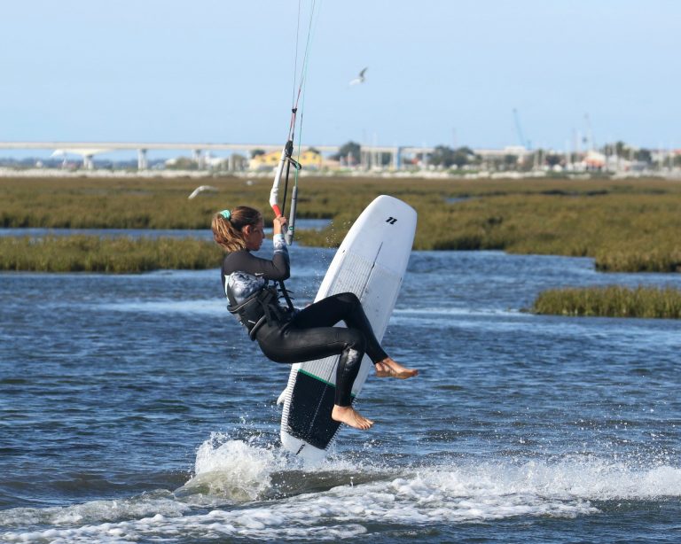 Surfboard Dismount Kitesurfing Technique