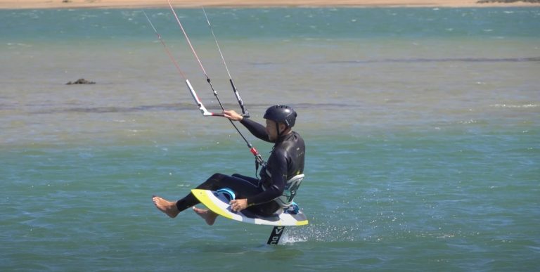 Kite Foil: How to Sit