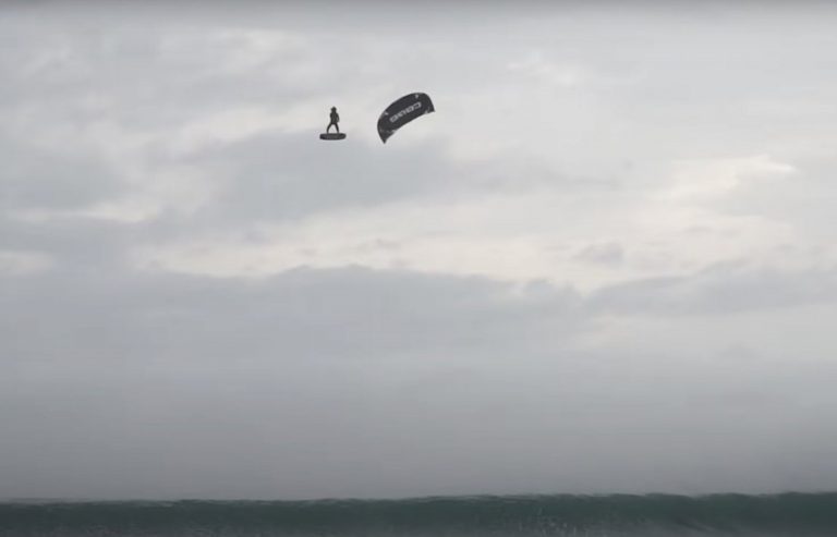Extreme Kitesurfing in 40 KNOTS and HUGE waves | TARIFA Balneario 2021 | Janek Grzegorzewski