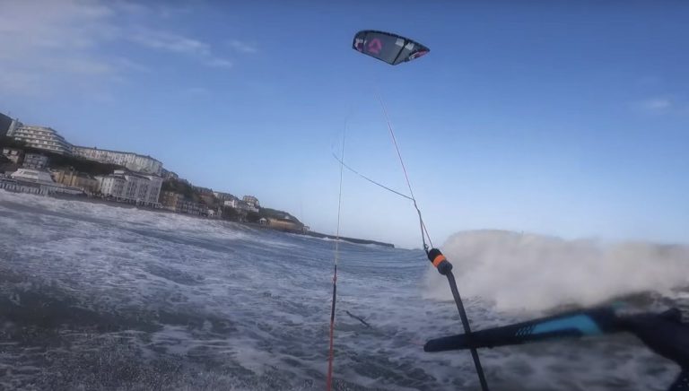SHOOTING PIERS and CRASHING KITES!! - Court In The Act #VLOG 171
