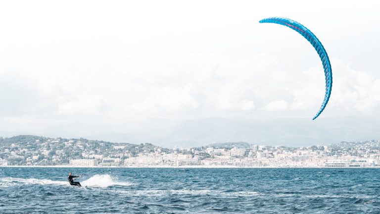 All About the Instinct HB from Gin Kiteboarding