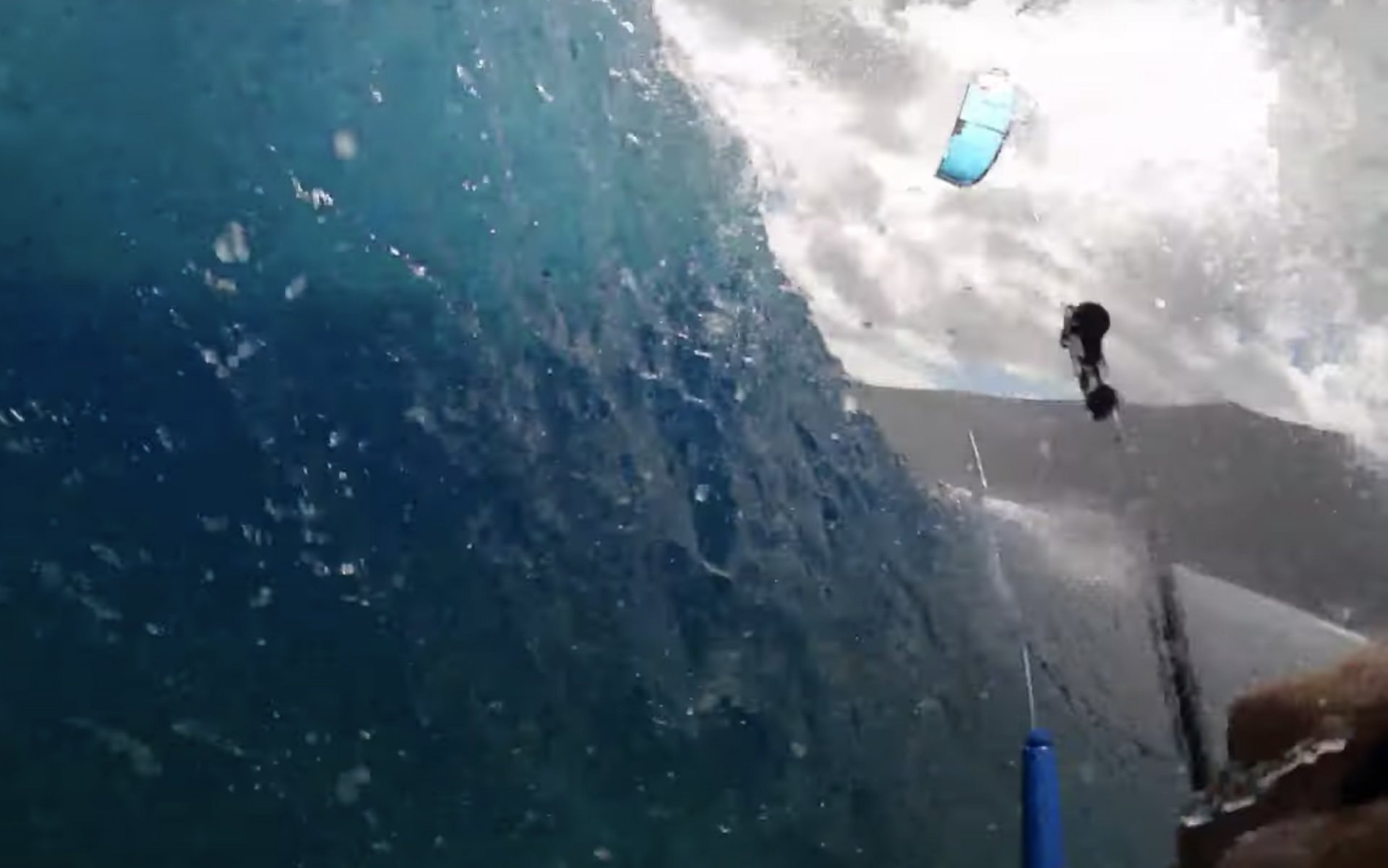 Reo Stevens Kitesurfing Teahupoo POV