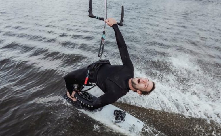 Airush | How to: Hang Ten On A Twintip by Oswald Smith