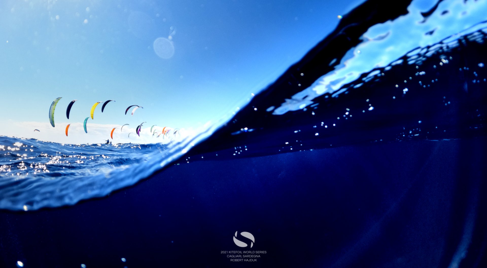 Poetto Bay from below. Photo by Robert Hajduk.