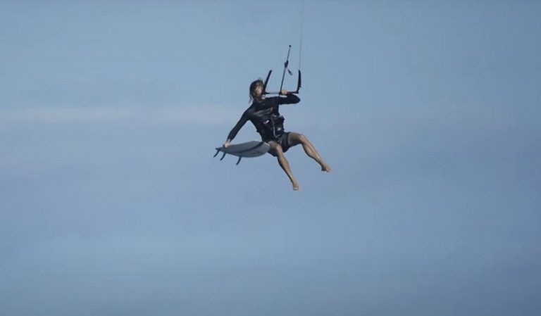 VLOG #2: STRAPLESS KITESURFING IN GRAN CANARIA - PABLO AMORES (SLINGSHOT KITE, PROLIMIT)
