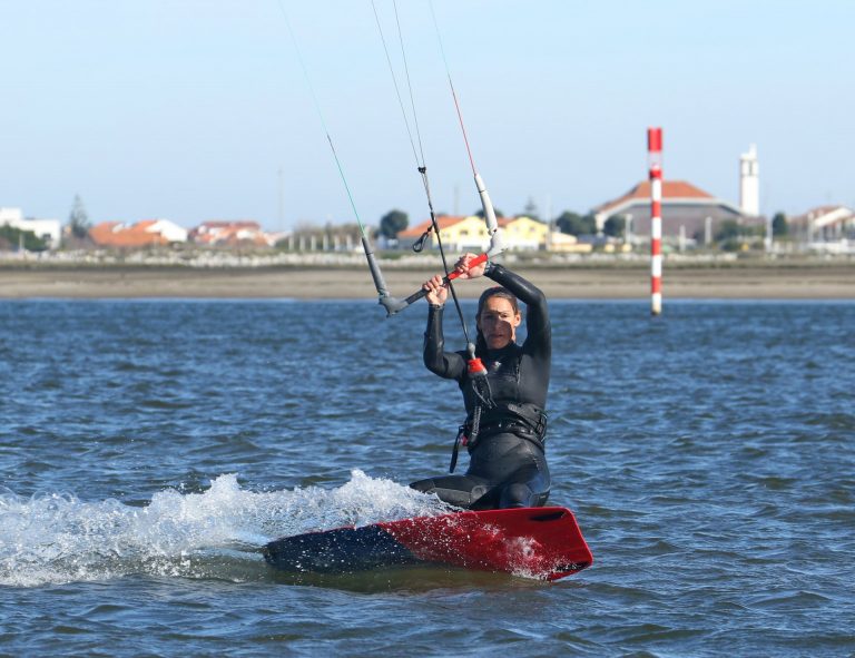 Kitesurfing Technique - The No Slide Turn